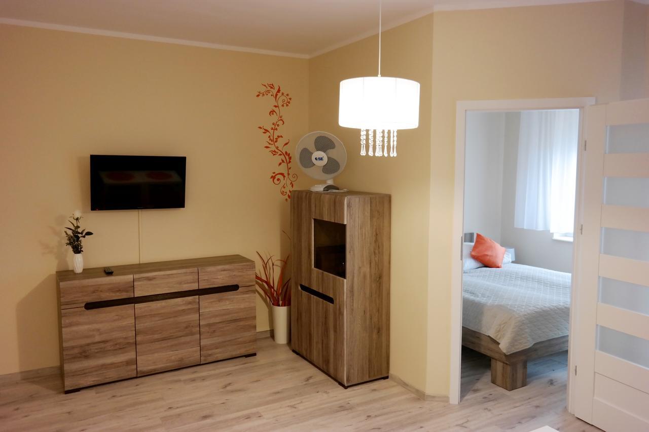 קולובז'ג Polonia Apartamenty מראה חיצוני תמונה